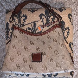 Gently Used Dooney & Bourke Purse